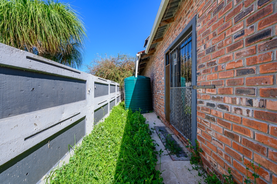 4 Bedroom Property for Sale in Cannonville Eastern Cape